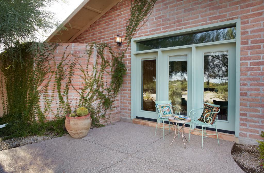 Cactus Cove Bed And Breakfast Inn Tanque Verde Exterior photo